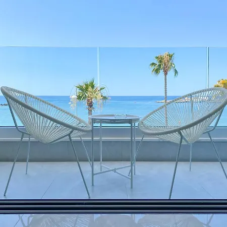 Phaedrus Living: Marina Sea View Flat 214 Emerald * Пафос