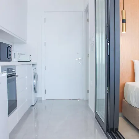 Апартаменты Phaedrus Living: Marina Sea View Flat 214 Emerald